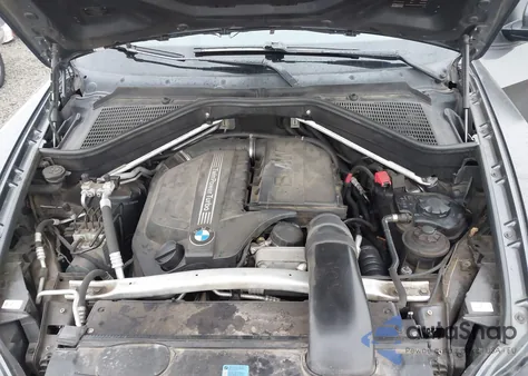 2011 BMW X5 xDrive35I/xDrive35I Premium/xDrive35I Sport Activity z USA, uszkodzony, nr VIN 5UXZV4C55BL739811